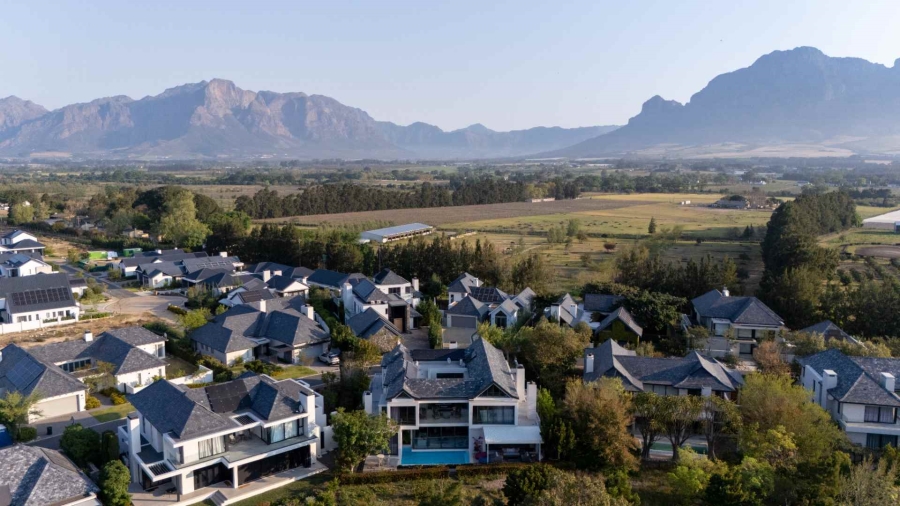 To Let 4 Bedroom Property for Rent in Pearl Valley Golf Estate Western Cape